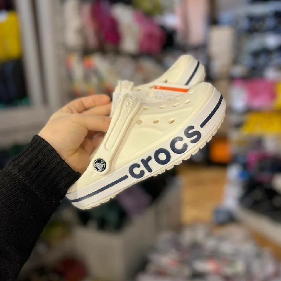 Crocs PALLETS - Image 4
