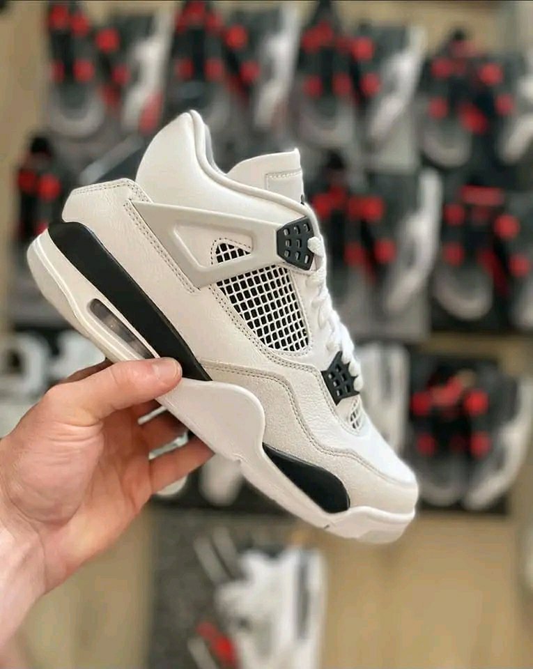 Authentic Air Jordan Pallets - Image 4