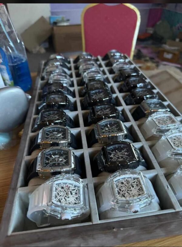 CASUAL WATCH PALLETS - Image 2