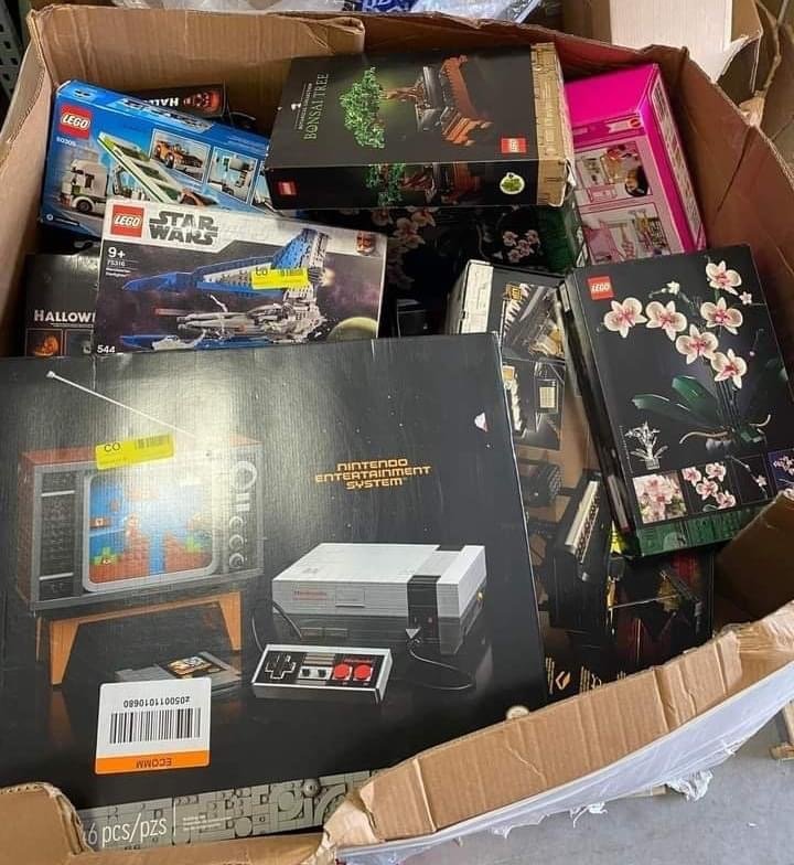 Mixed Electronics Pallets