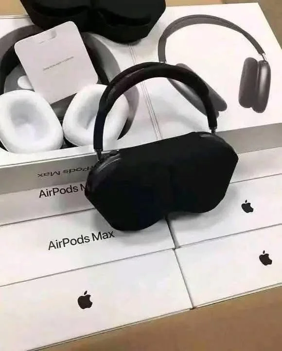 AirPods Retail Display Pallet