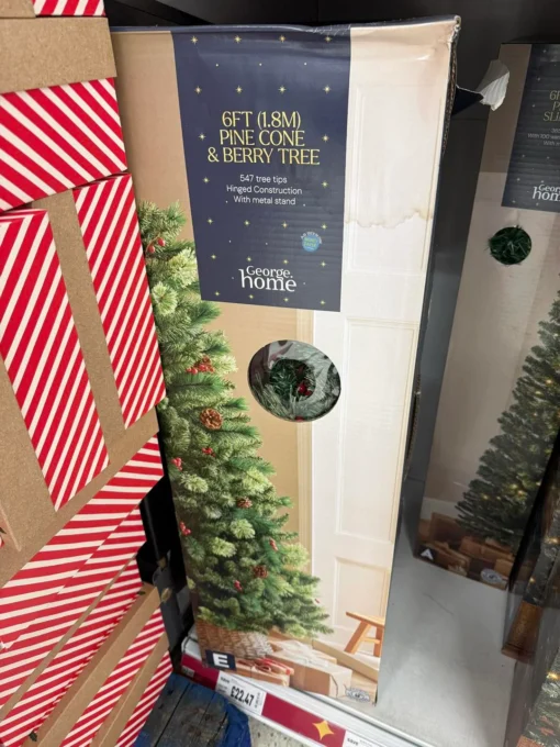 10.6 m Artificial Christmas Tree - Image 4