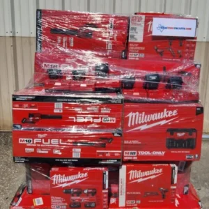 milwaukee-power-tool-pallets